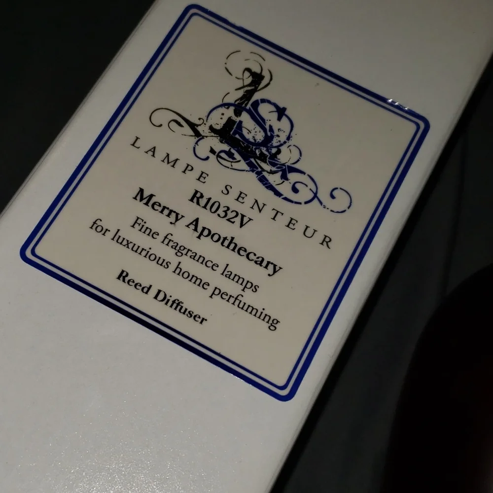 NIB Lampe Senteur Reed Diffuser_2